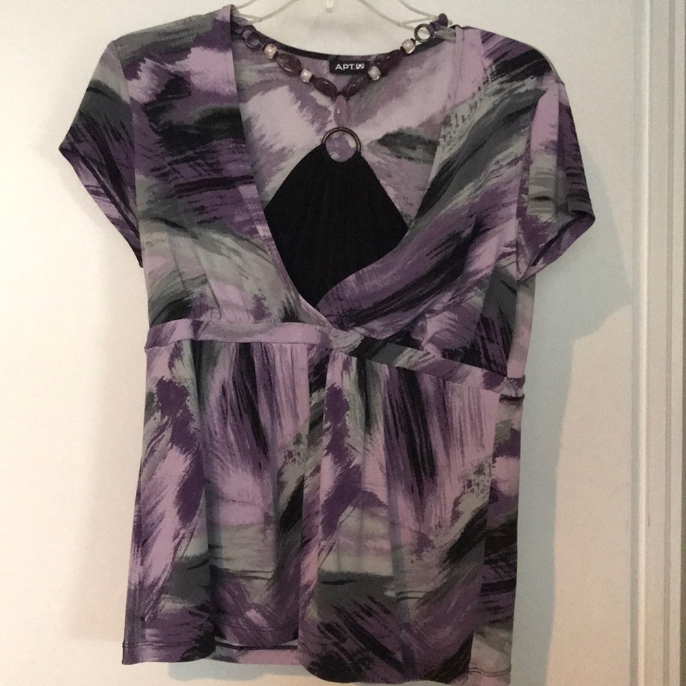 Cute shortsleeved Blouse